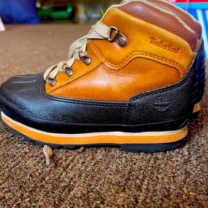 Timberland size 11.5 kids almost like new